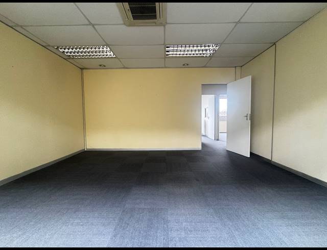 180M² OFFICE TO LET IN SHERWOOD
